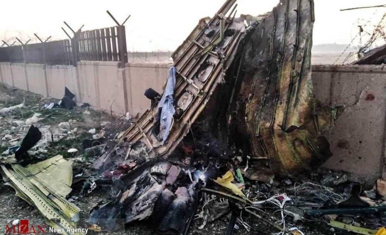 Crash d’un Boeing 737 ukrainien juste après le décollage à Téhéran, 180 morts