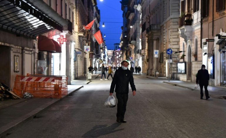 L’Italie, mise à genoux, espère un ralentissement de la pandémie cette semaine