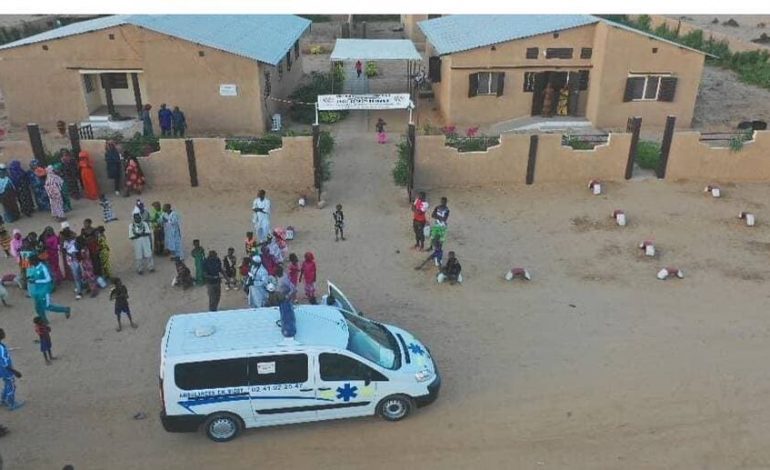 FALA offre une ambulance, des fournitures scolaires et du matériel de sport à Tiguéré Ciré (Matam)