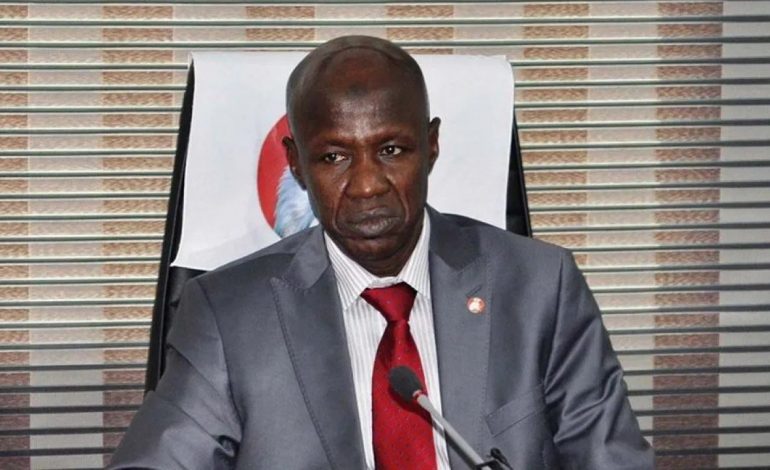 Ibrahim Magu, directeur de l’Agence anticorruption entendu pour corruption
