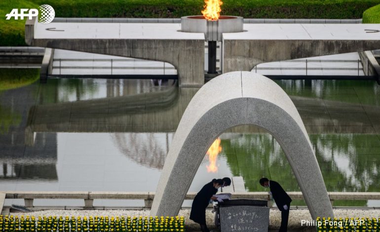 Recueillement au Japon pour les 75 ans de la première bombe atomique à Hiroshima