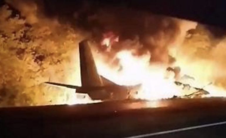 Un avion militaire Ukrainien s’écrase, au moins 22 morts