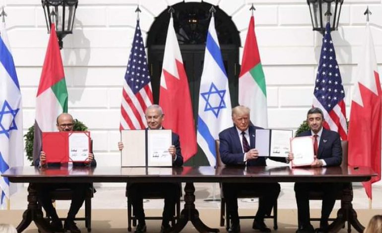 Israël signe des accords historiques avec les Emirats Arabes Unis et Bahreïn