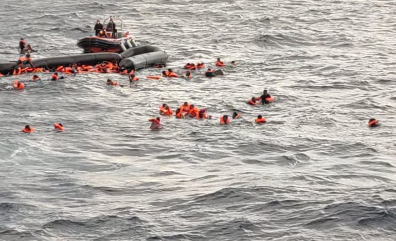 Deux naufrages font plus de 100 morts en un jour au large de la Libye