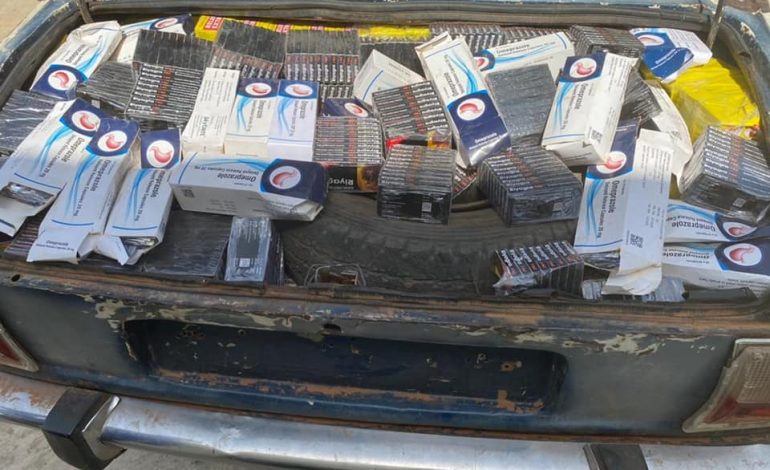 Lutte contre le trafic de faux médicaments: De faux médicaments, du chanvre indien, des cargaisons de sachets plastiques et de l’engrais saisis.