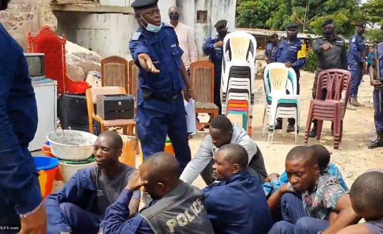 Un étudiant congolais qui ne portait pas de masque tué par un policier à Kinshasa