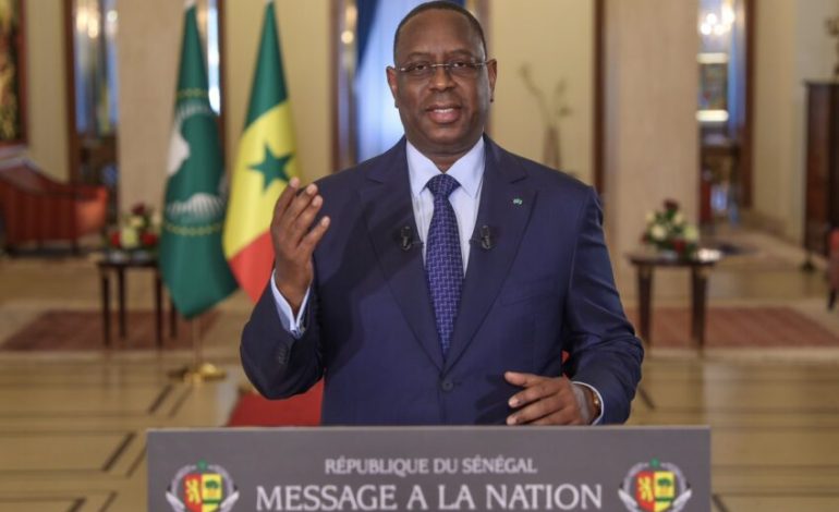 Le Sénégal retient son souffle avant l’interview de Macky SALL
