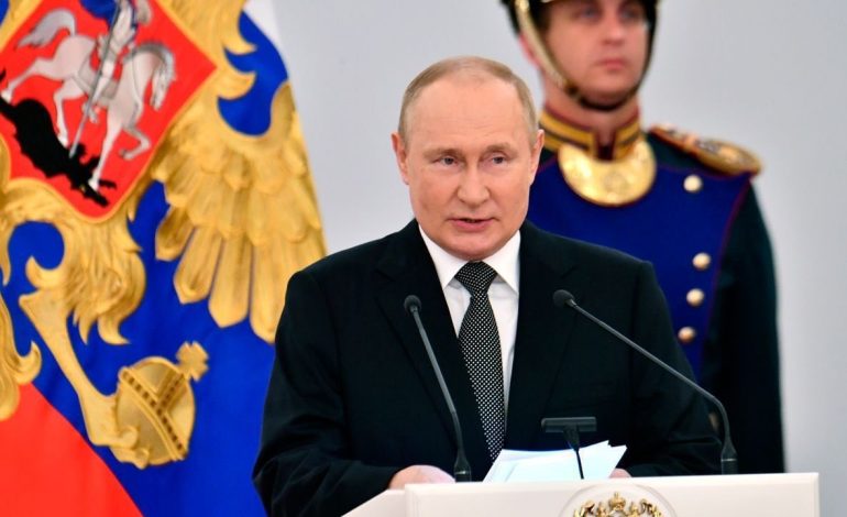 Les forces nucléaires stratégiques russes sont « toujours » prêtes au combat, prévient Vladimir Poutine