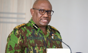Le chef de la police kényane démissionne après des manifestations meurtrières