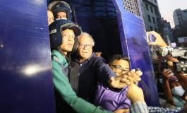 Les manifestations interdites à Dacca, arrestation de Ruhul Kabir Rizvi Ahmed, un dirigeant d'opposition